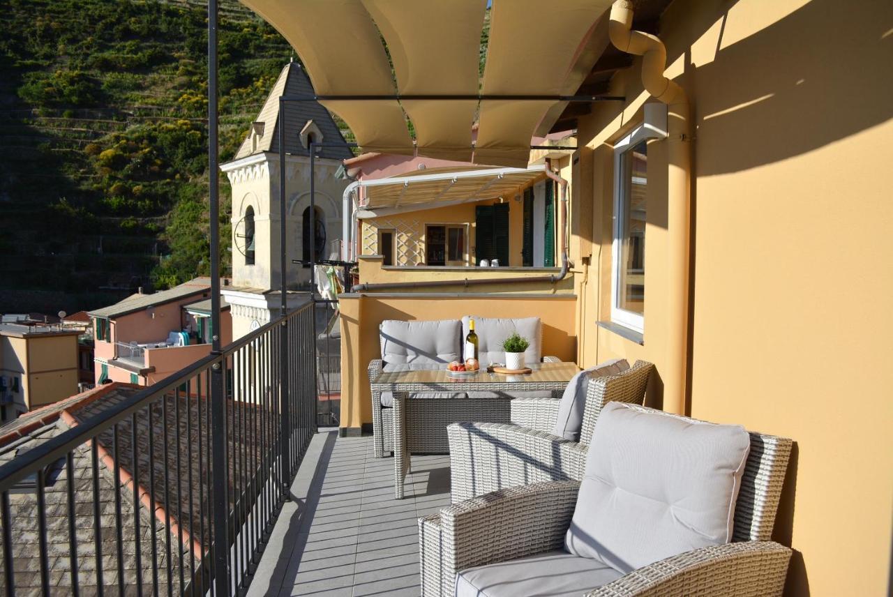 L' Attico Giallo Oro Di Giulia * Manarola